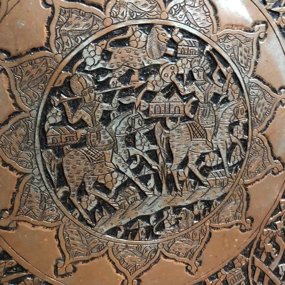 Vintage | Middle Eastern Tray / Table & Folding Base - Picture 10 of 16